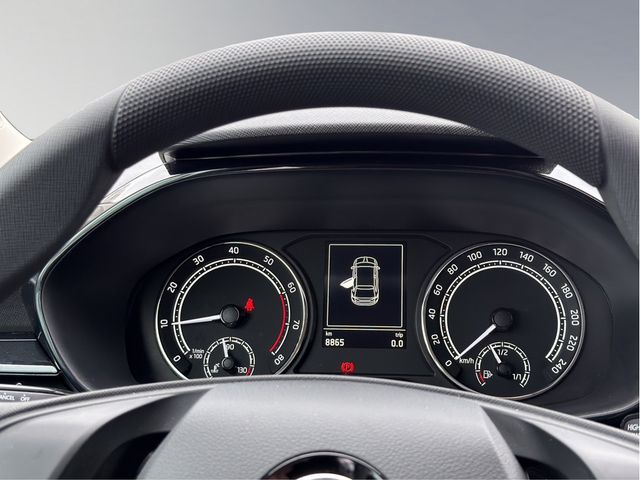 Fabia 1.0 MPI Active KLIMA PDC LED SCHEINWERFER