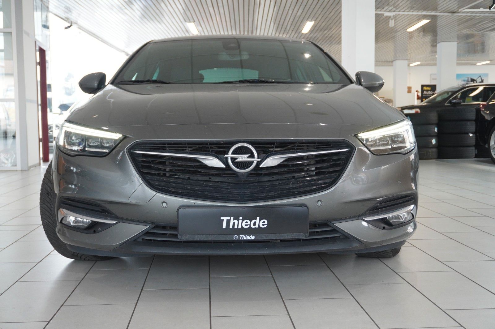 Fahrzeugabbildung Opel Insignia B GS 2.0D DYNAMIC NAVI/LED/KAMERA/AHK