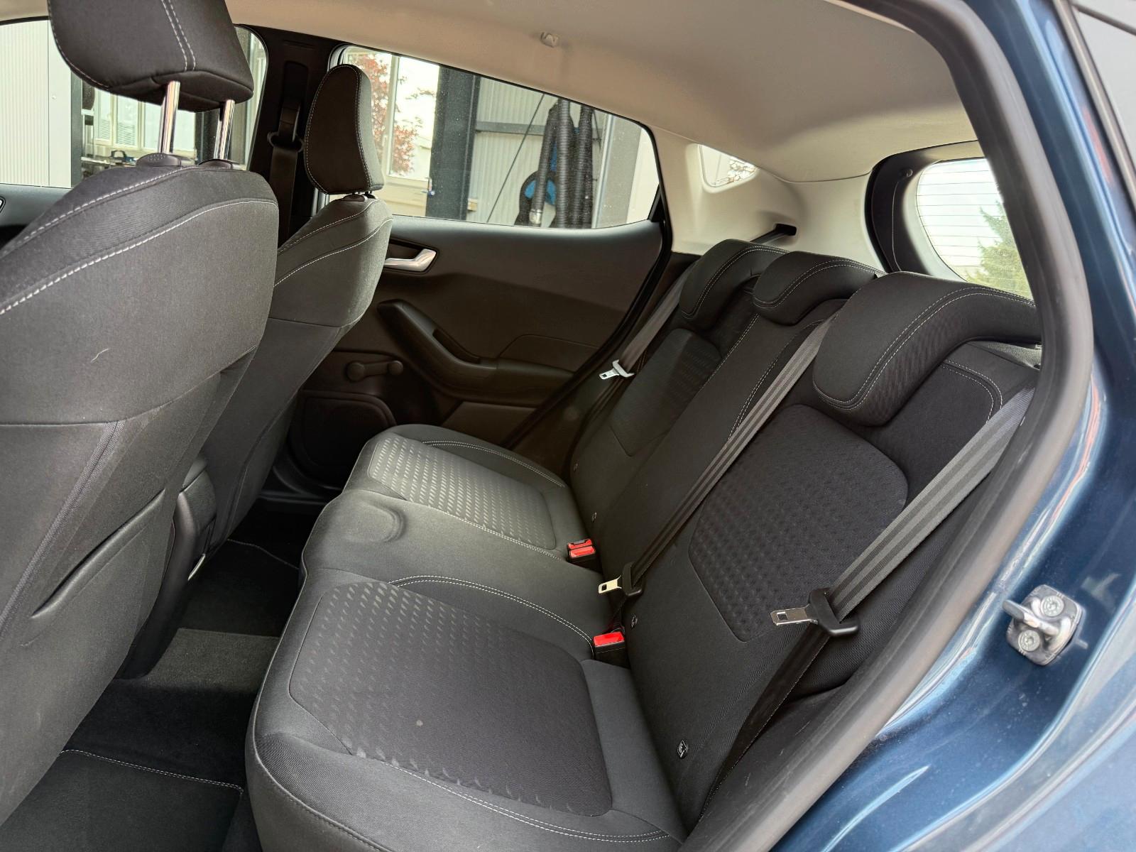 Ford Fiesta Titanium 8 FACH LED PDC RFK ACC DAB