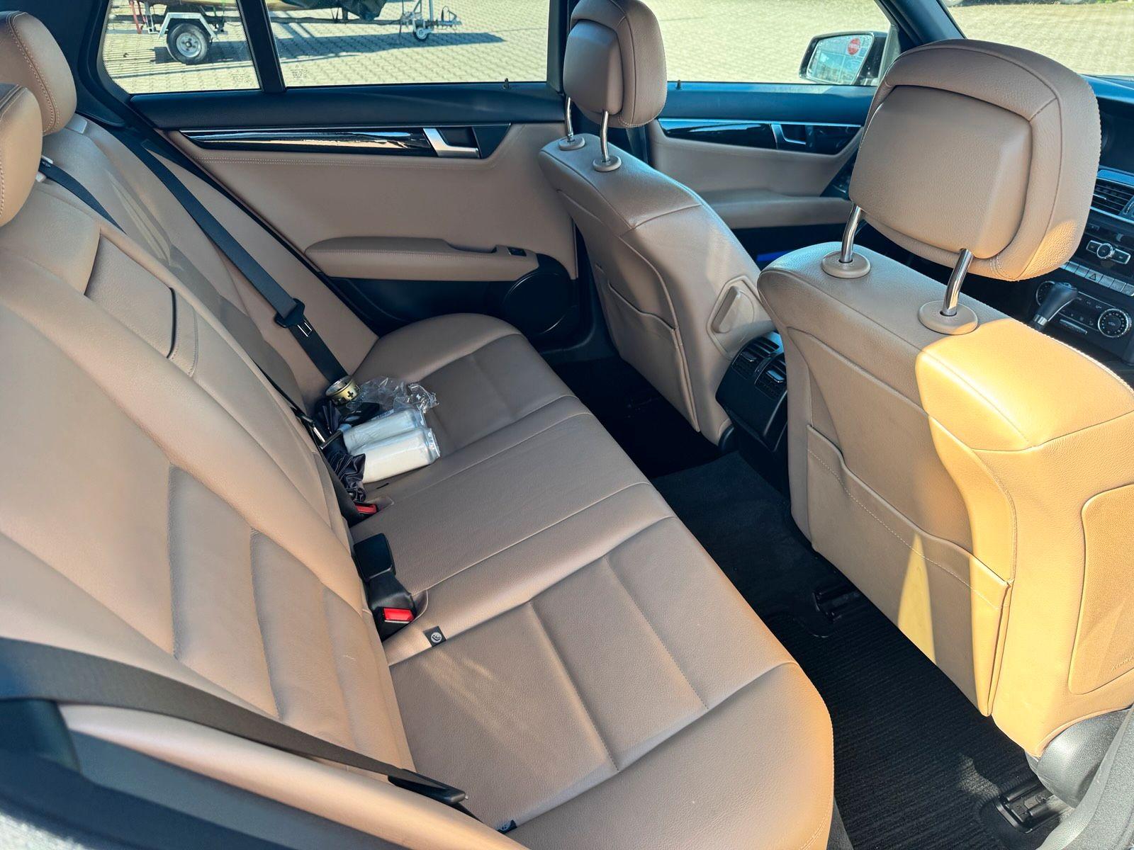 Mercedes-Benz C220 2012 — photo 6
