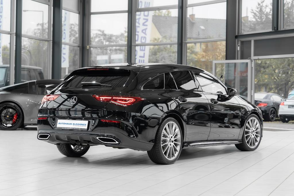Mercedes-Benz CLA 220 Shooting Brake