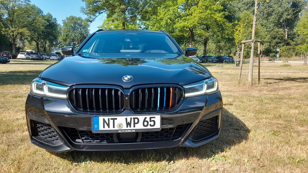 Image of BMW 540