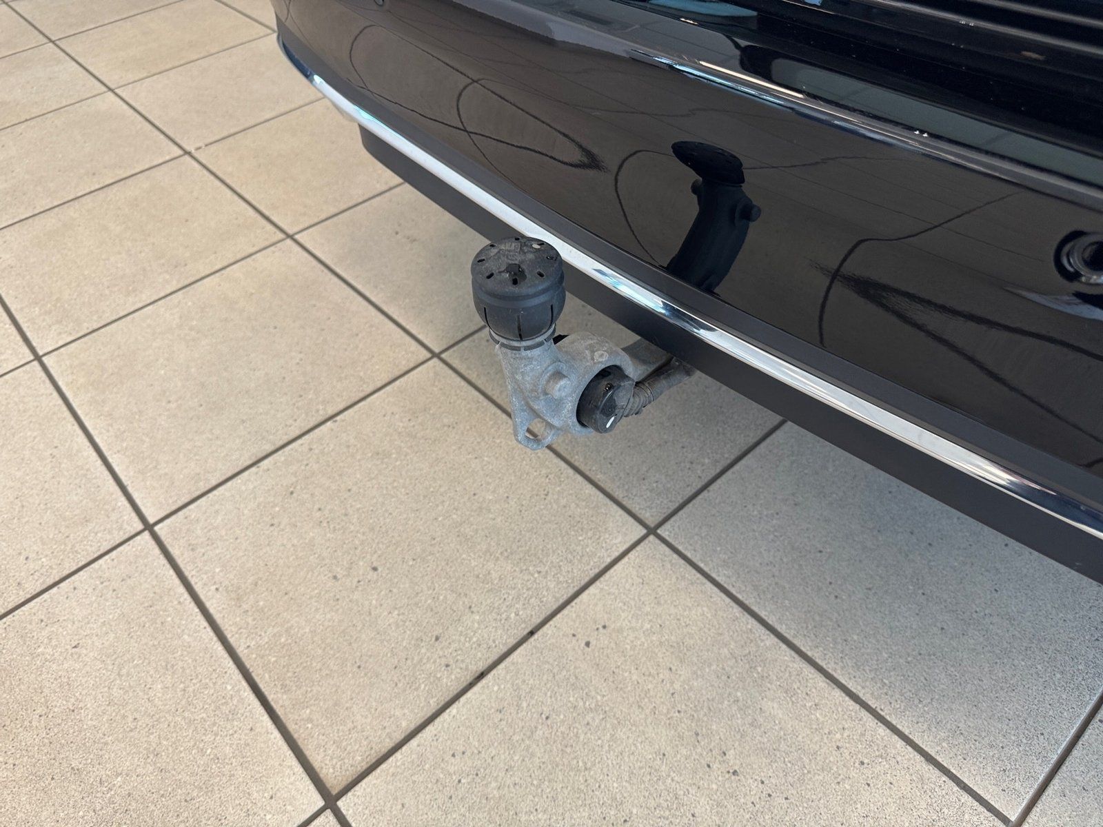 Fahrzeugabbildung Mercedes-Benz C 200 T Avantgarde*AHK*Standheizung*LED*Kamera*