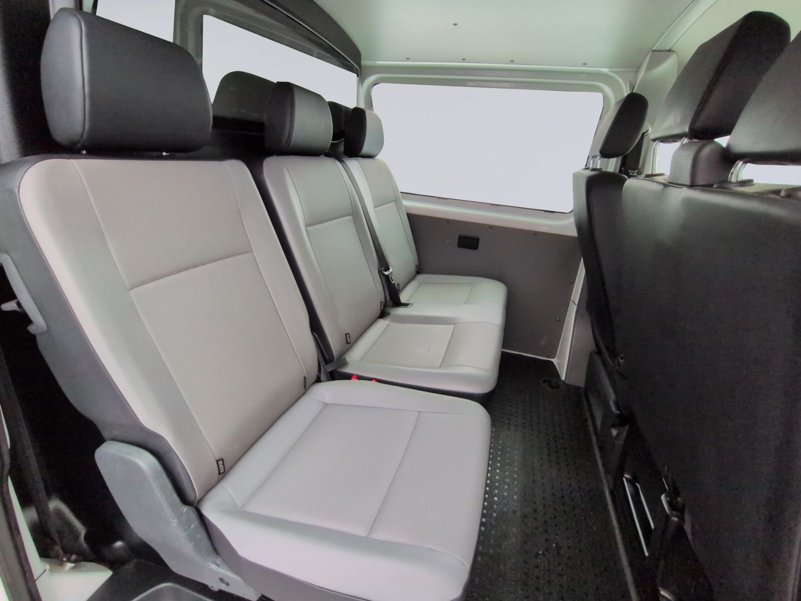 T6.1 Mixto 2.0 TDI LR LED+NAVI+AHK