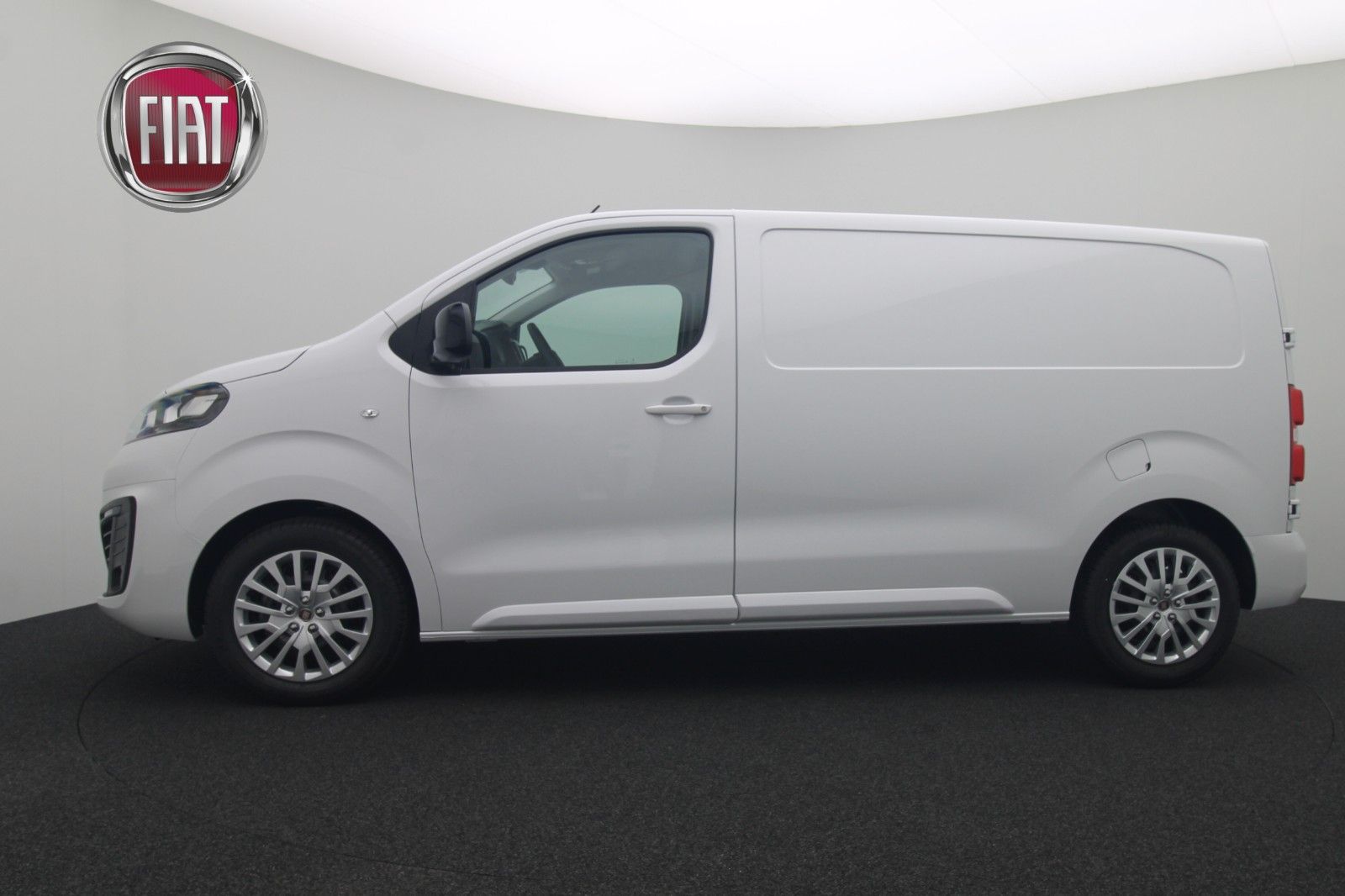 Fahrzeugabbildung Fiat Scudo Serie 1 Kastenwagen L2 1.5 MT6 AHK