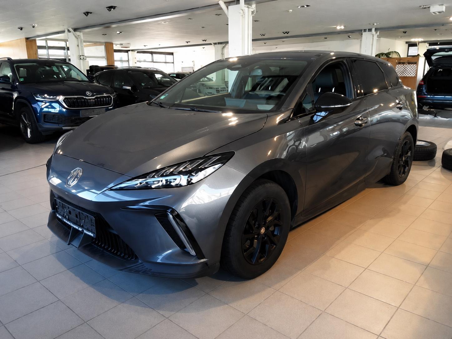 MG4 Luxury 64kwH 360° Kam | ACC | CarPlay