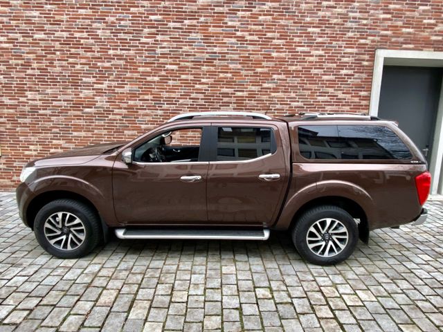 Nissan Navara Tekna - HARDTOP  1. HAND !