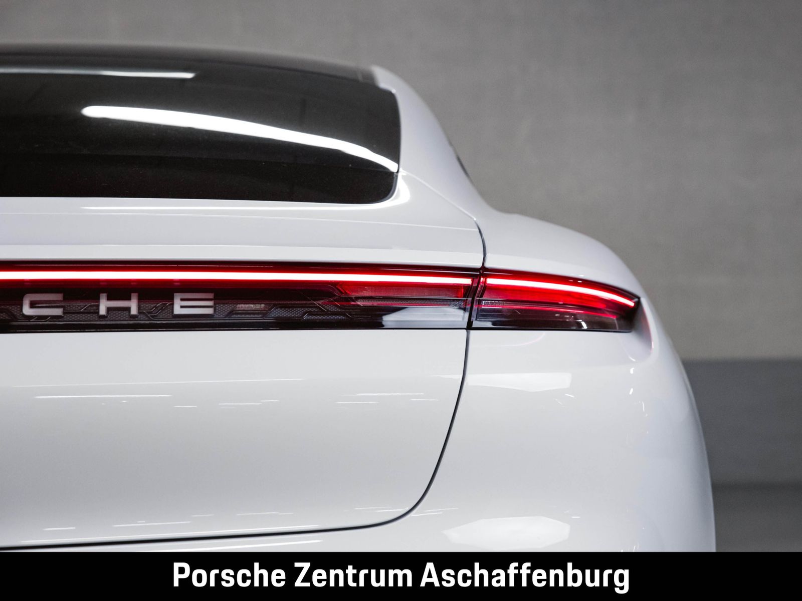 Porsche Taycan 4S Head-Up Hinterachslenkung Panoramadach foto 7