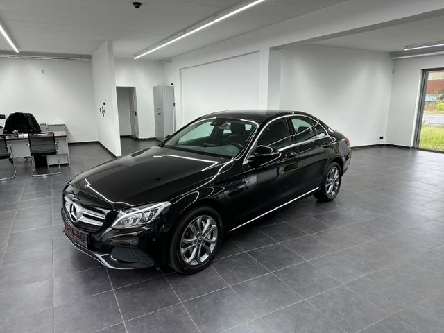 Mercedes-Benz C 250 CGI Lim.Avantgarde-Navi-Teilleder-PTS-LED-