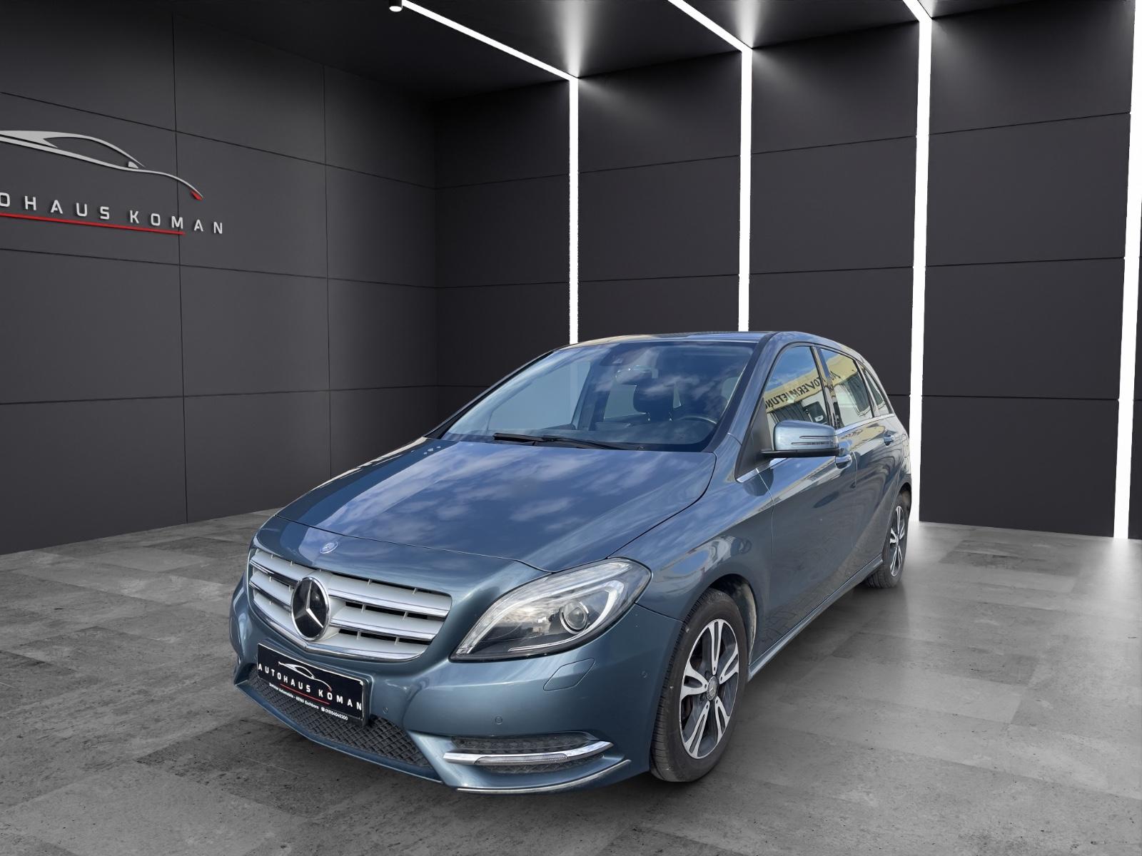 Mercedes-Benz B200 CDI*AUTOM.*KLIMA*PDC*RFK*NAVI*TEMPOMAT*