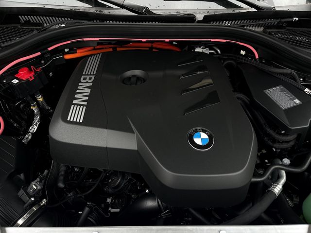 Foto Nummer 15: BMW 3 30e xDrive