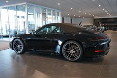 PORSCHE 992.2 Carrera 4S Cabrio | SportDesign | 18-Wege PORSCHE 992.2 Carrera 4S Cabrio | SportDesign | 18-Wege