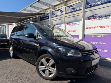 Volkswagen Touran - 1