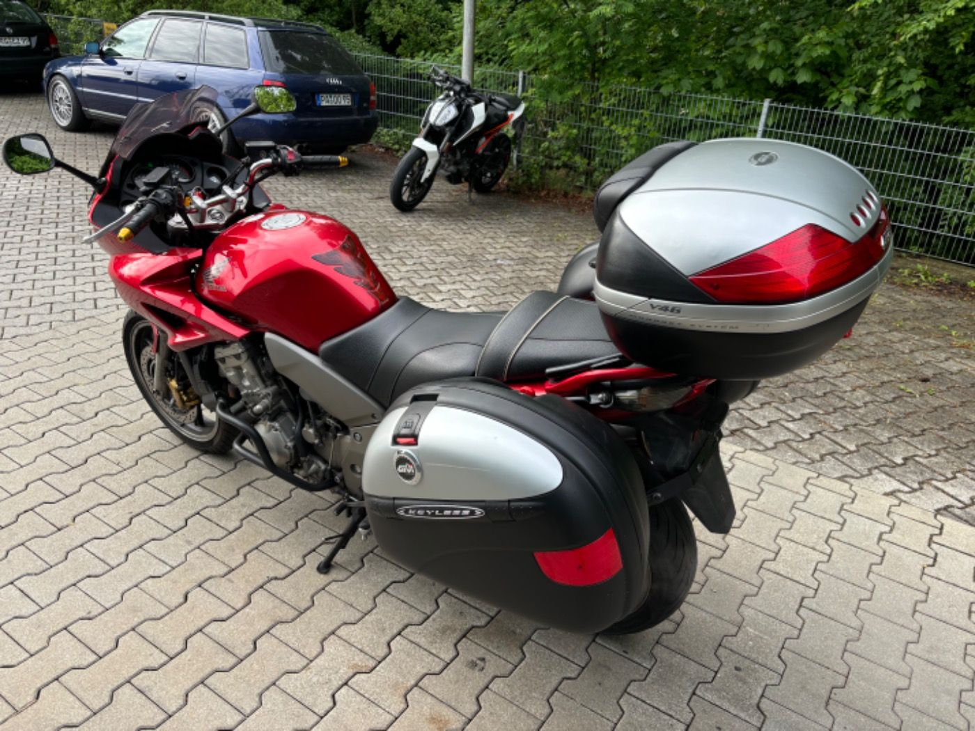 Fahrzeugabbildung Honda CBF 1000 A