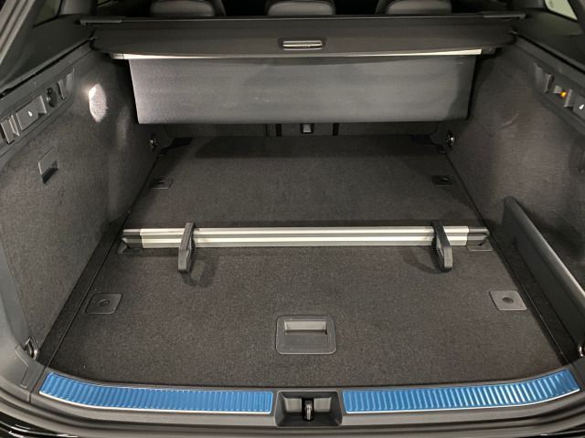 Passat Variant R-Line 2.0 TDI DSG 4Motion AHK+PA