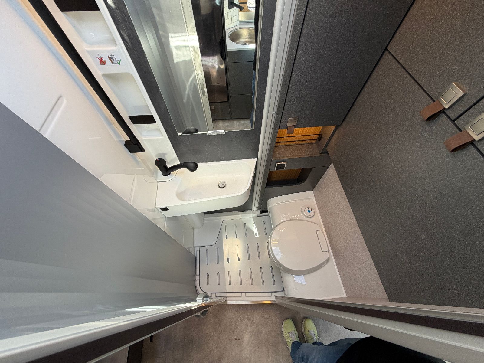 Fahrzeugabbildung HYMER / ERIBA / HYMERCAR ML-T 570 - Crossover - Modell 2027
