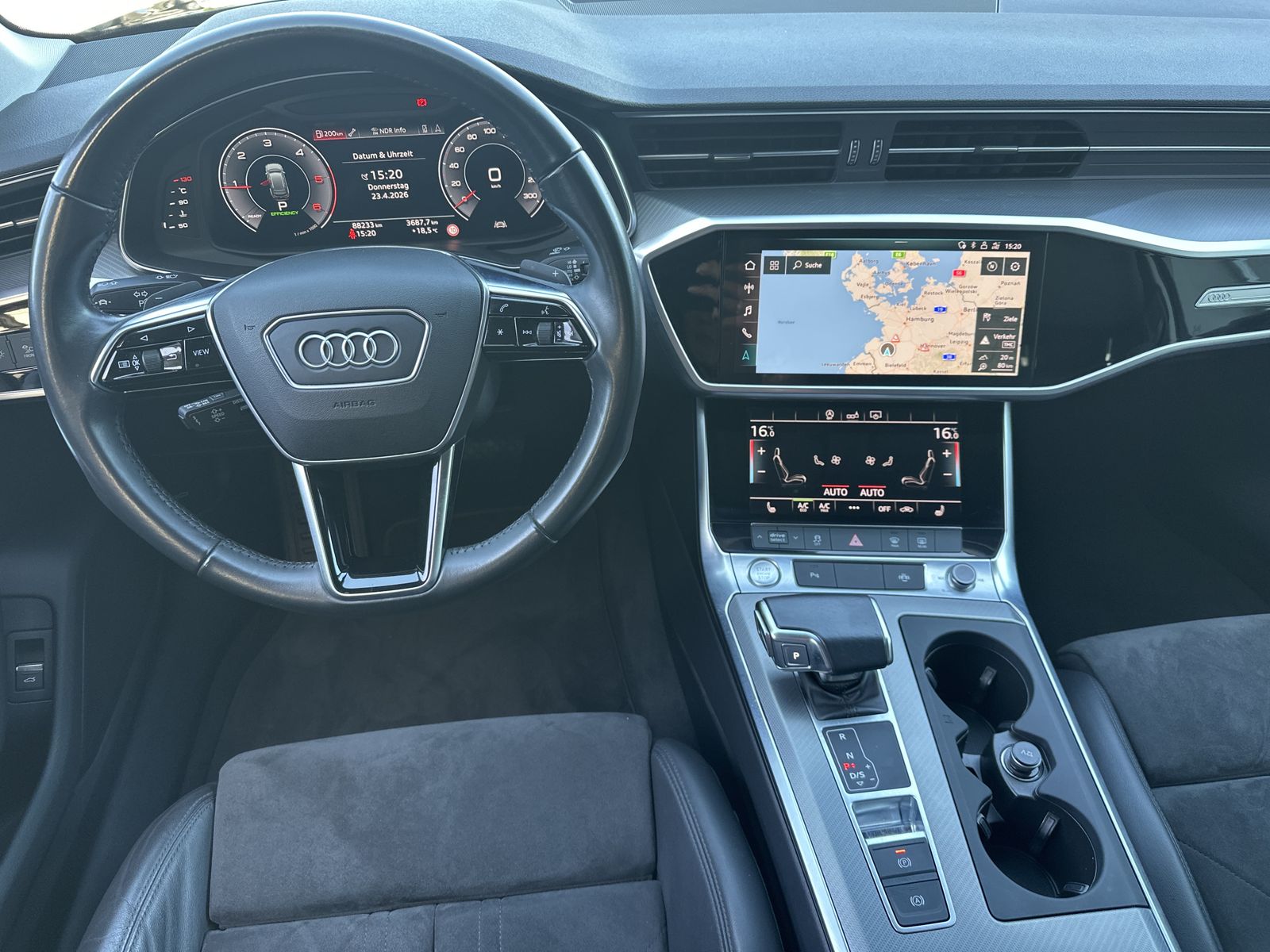 Fahrzeugabbildung Audi A6 Avant 40 TDI Sport NAV+LED+ACC+AHK+VCOCK+18ZO