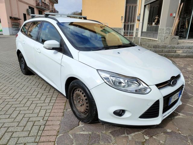 Ford Focus 1.6 TDCi 115CV SW Iva Autocarro N1 4 