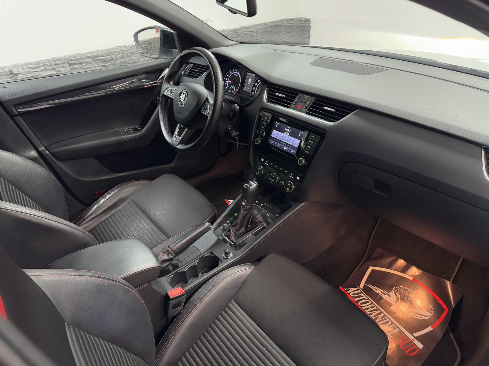SKODA OCTAVIA COMBI RS 2.0 TDI 184ch BVA Historique présent - 2EME MAIN