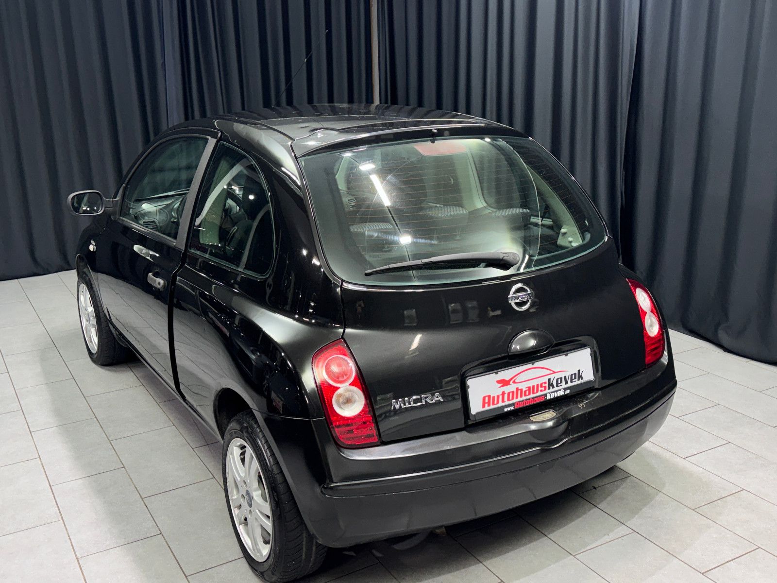 Fahrzeugabbildung Nissan Micra Visia TÜV 08/2026 |KLIMA