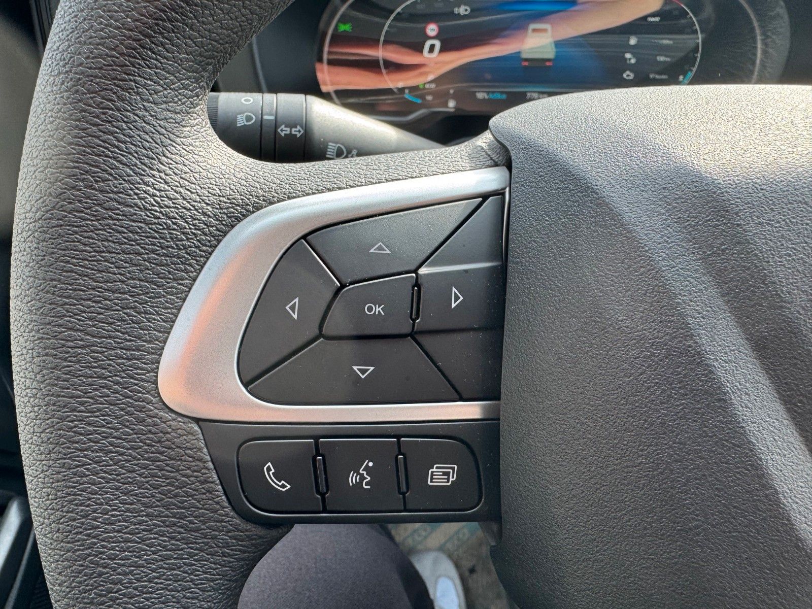 Fahrzeugabbildung Iveco Daily 35S14 A8 *R4.100mm*Automatik*Kamera*