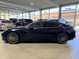 Porsche Panamera Turbo S E-Hybrid Pano|SoftClos|APPROVED - blaue Porsche Panamera