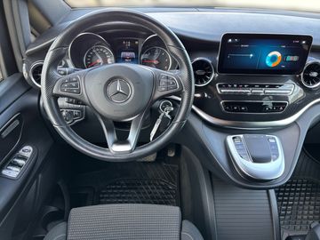 Mercedes V 250 - 9