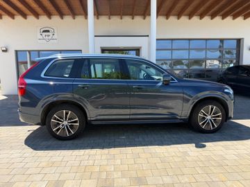 Volvo XC90 - 1