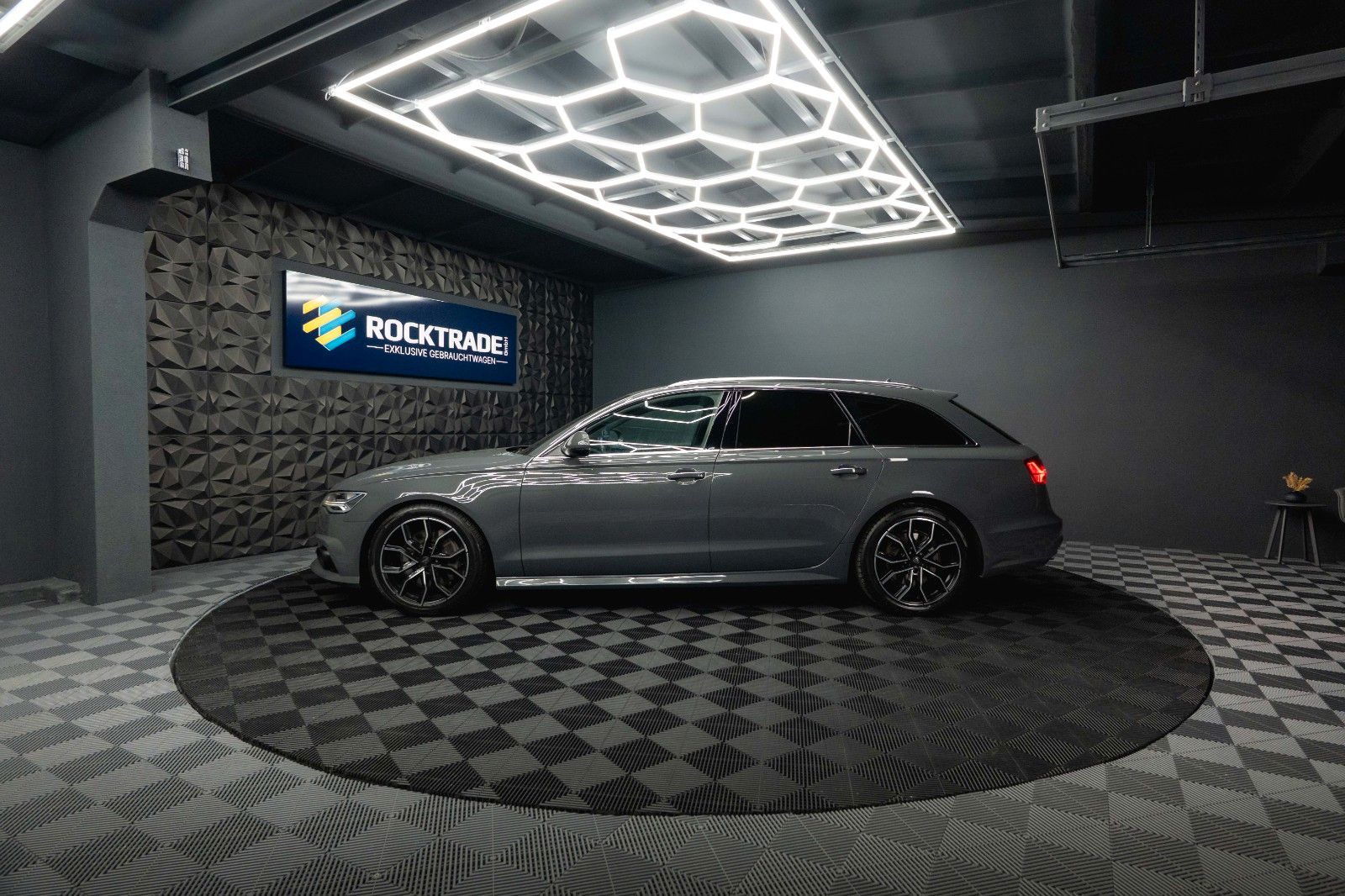 Fahrzeugabbildung Audi A6 Avant 3.0 TDI quattro Competition MTM 380PS