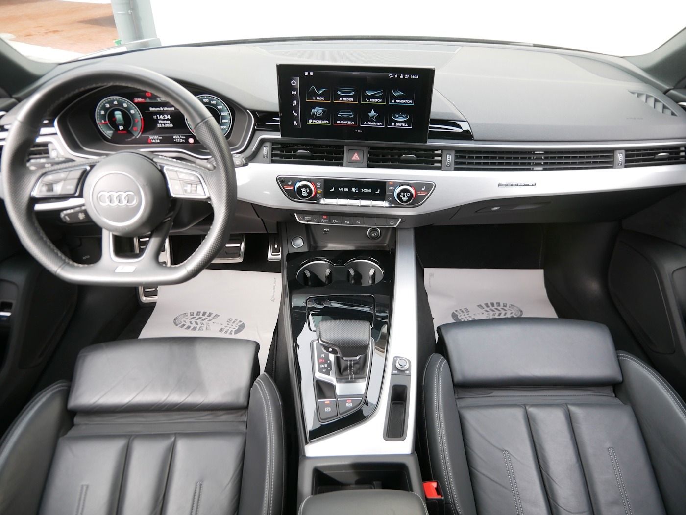 Fahrzeugabbildung Audi A4 Avant 2.0 quattro S-Line NEU75T Standhz Matri
