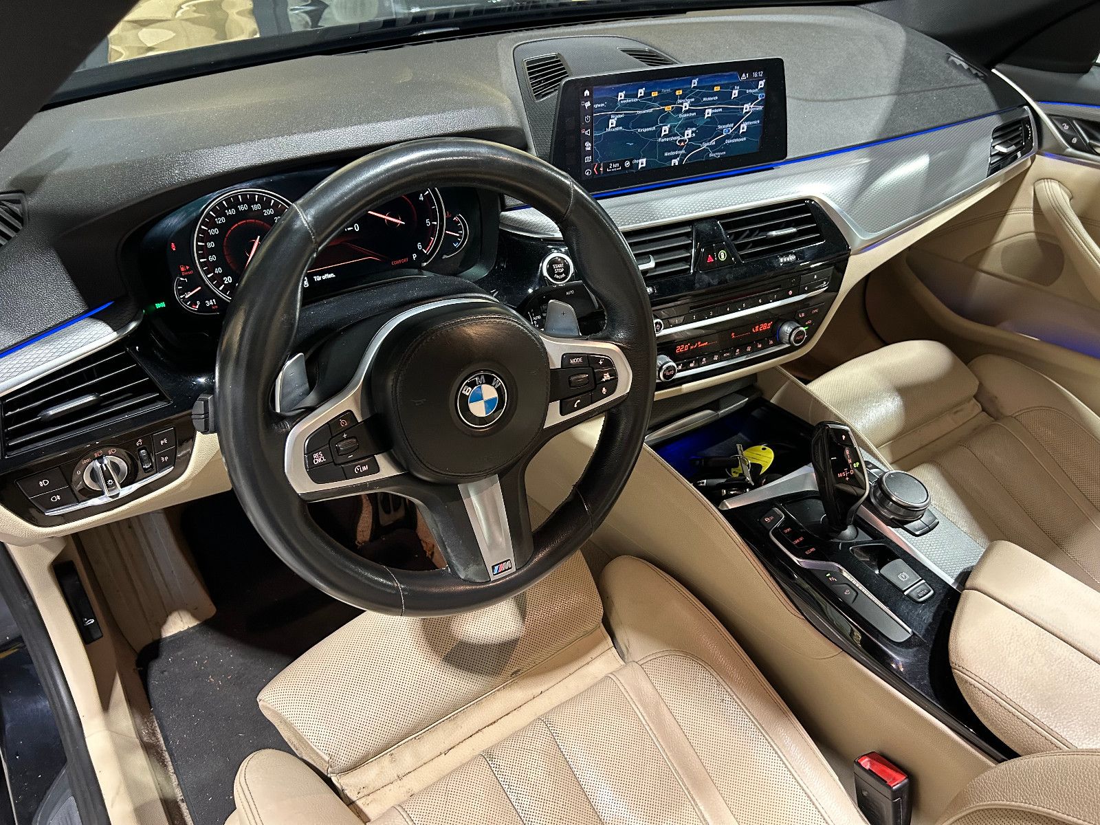 Fahrzeugabbildung BMW 540 d xDrive M Sport/PANO/360°/MEMORY/8-FACH