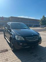 Mercedes-Benz ML 420 CDI 4MATIC V8 - Mercedes-Benz ML 420: Cdi 4matic
