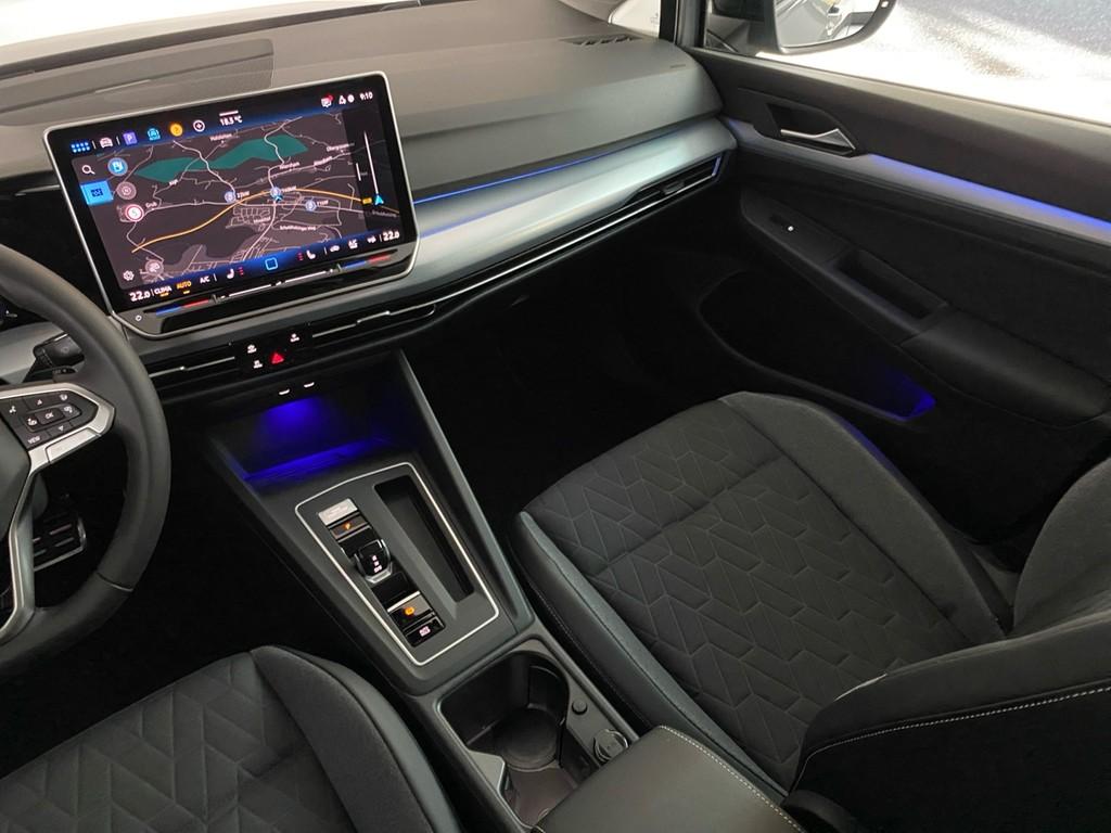Volkswagen Golf 8 1.5 eTSI DSG Energy AHK+NAVI+SHZ+KAMERA+C, миниатюра 10