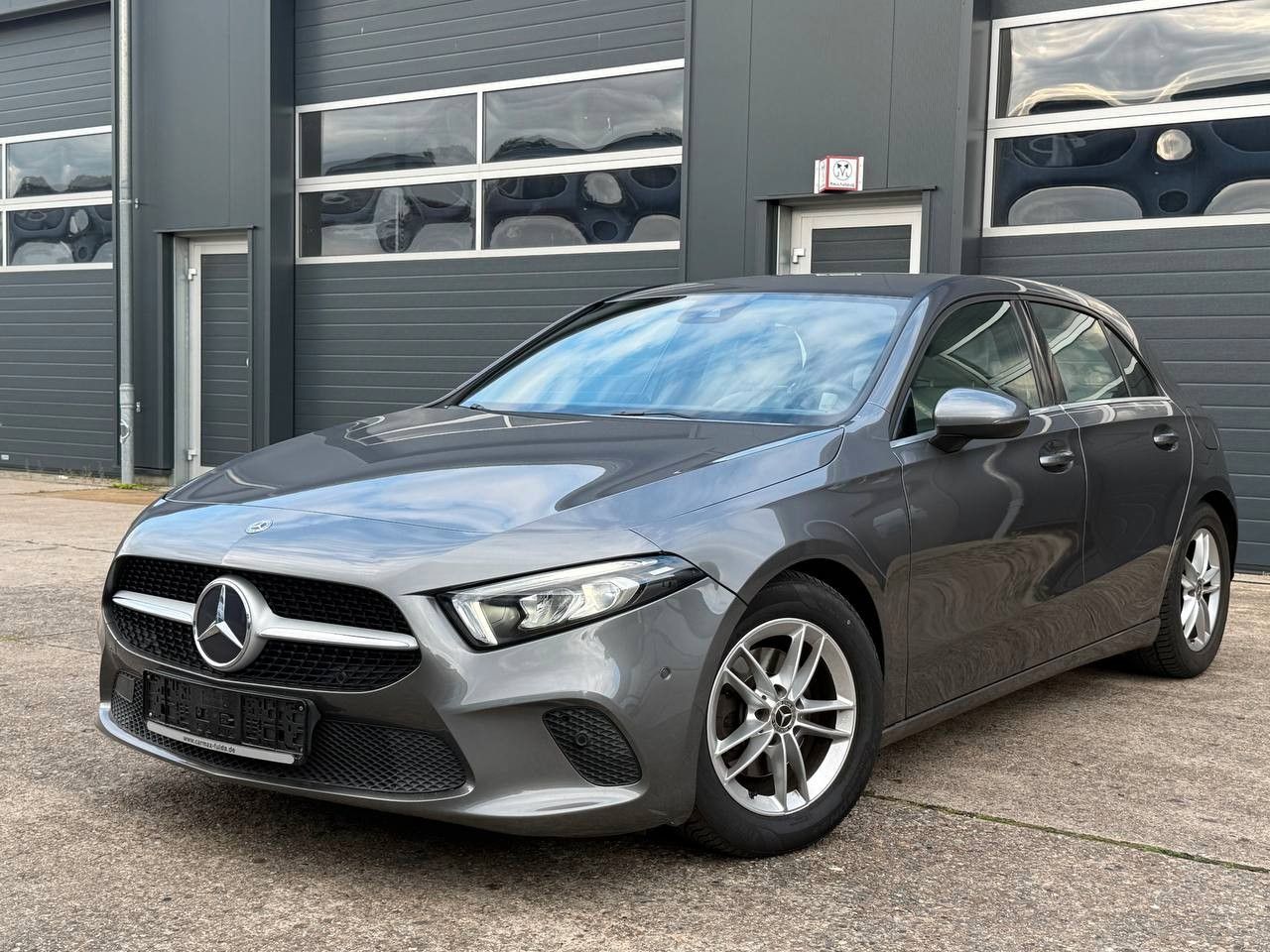 MERCEDES-BENZ A 180 D Automatik/Teil Leder