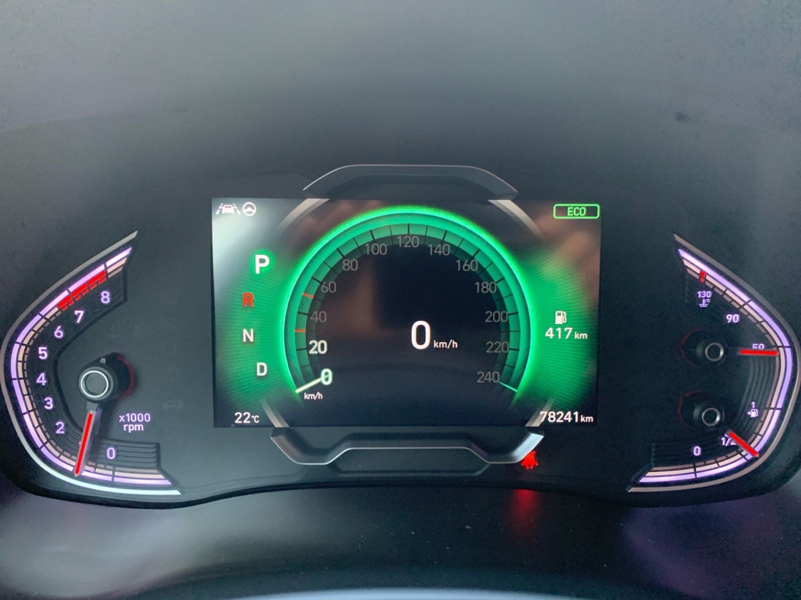 Fahrzeugabbildung Hyundai i30 Kombi 1.5 T-GDI 7-DCT Intro Edition Mild-Hyb