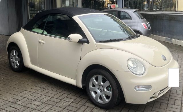 Volkswagen VOLKSWAGEN NEW BEETLE - 1.6 BENZINA CABRIO