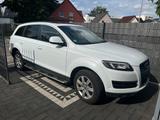 Audi Q7 3.0 TDI (DPF) quattro tiptronic - - Audi Q7 mit Diesel-Antrieb: 3.0