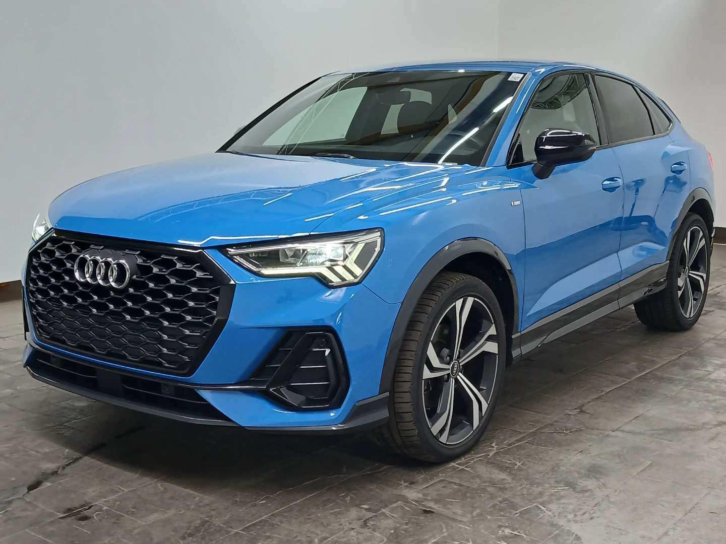 Audi Q3 Sportback 35 TDI S-LINE LED ACC DAB CARPLAY