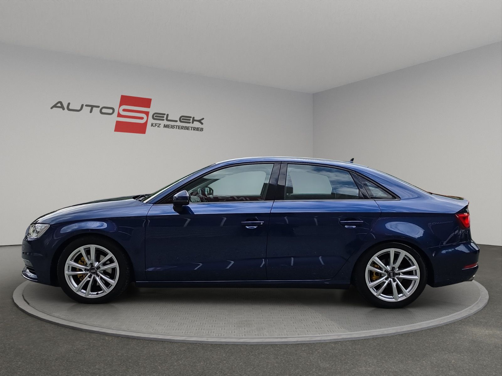 Fahrzeugabbildung Audi A3 Limousine ambition SERVICE TÜV NEU