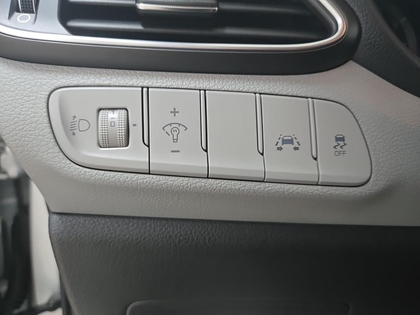 Hyundai i30 Trend AUTOMATIK +EINPARKHILFE+KLIMA