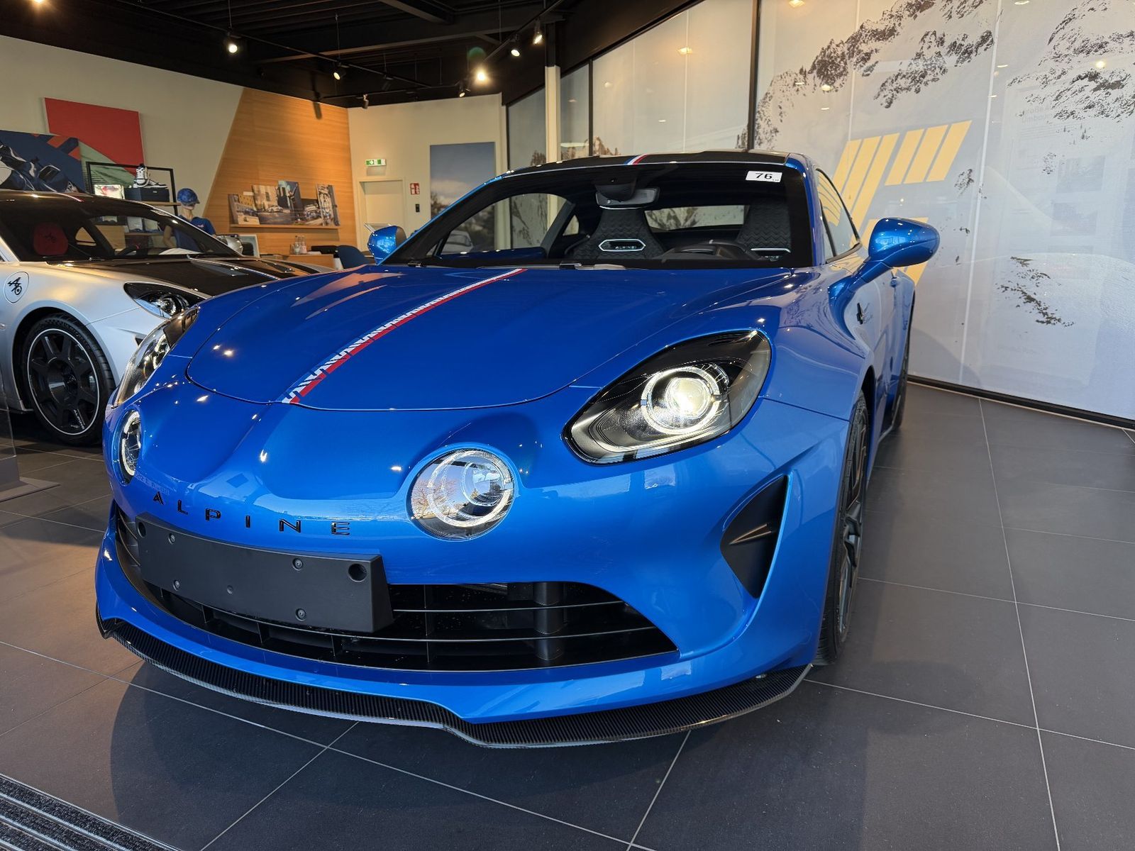 Alpine A110 GTS Aero-Paket+Carbondach+Akrapovic Abgasan