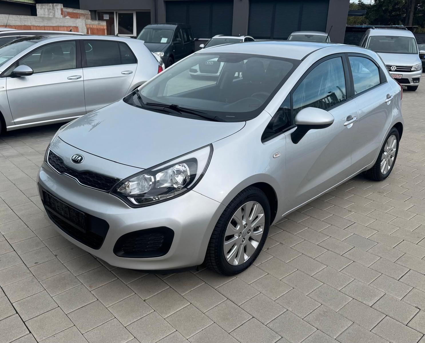 Kia Rio 1.4 Edition 7 Klima Kamera Navi PDC