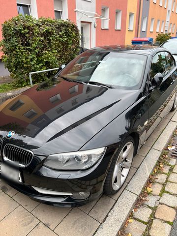 BMW Bmw 330d lci Cabrio Automatik