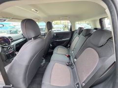 Fahrzeugabbildung Cooper Countryman Essential Trim