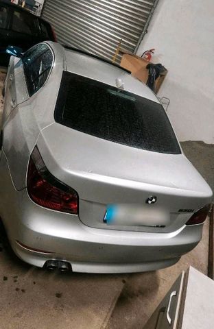 BMW E60 530i SERVICE Neu Getriebeöl Neu Au...