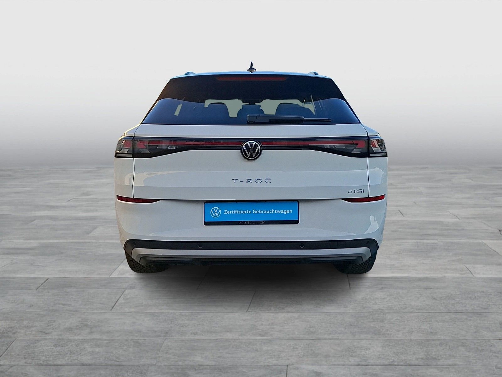Fahrzeugabbildung Volkswagen T-Roc eTSI  Life DSG LEDplus Navi AID ACC RFK SH
