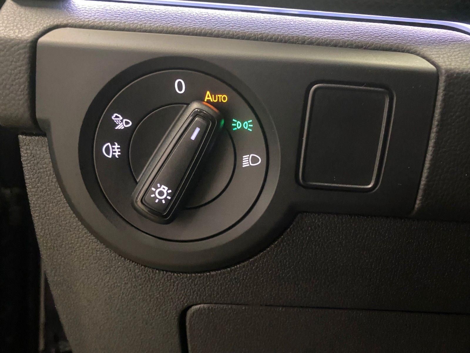 Fahrzeugabbildung Volkswagen T-Cross 1.0 TSI DSG ACC+AHK+SHZ+MATRIX LED+