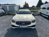 Mercedes-Benz E 200 d Autom. - - Mercedes-Benz E 200 mit Diesel-Antrieb: Taxi