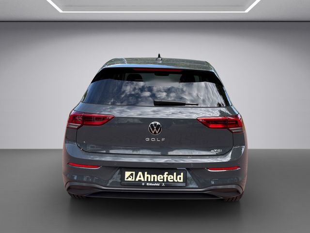Golf VIII 1.0 eTSI Life DSG NAVI ACC STANDHZ LED