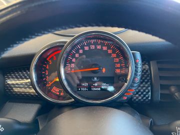 MINI Cooper SD *1.HAND*HEAD-UP*KAM*LED*PDC*TEMP*PANO*